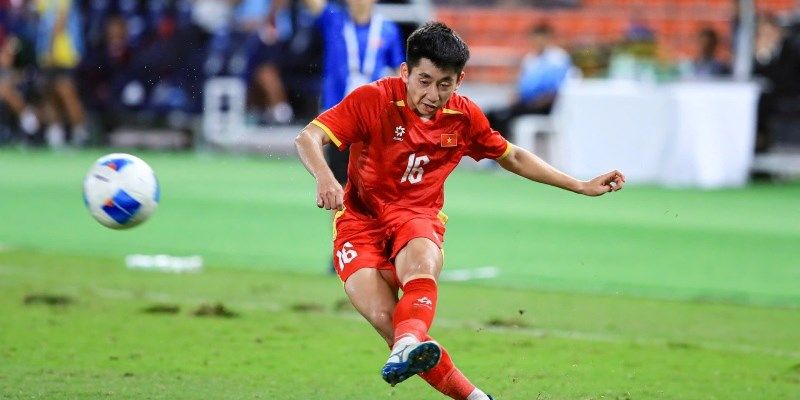 Nguyễn Nhật Minh và hành trình rèn luyện đầy kỷ luật tại học viện bóng đá