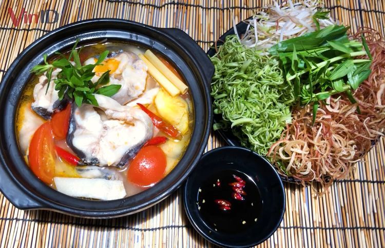 Cách làm lẩu cá lăng