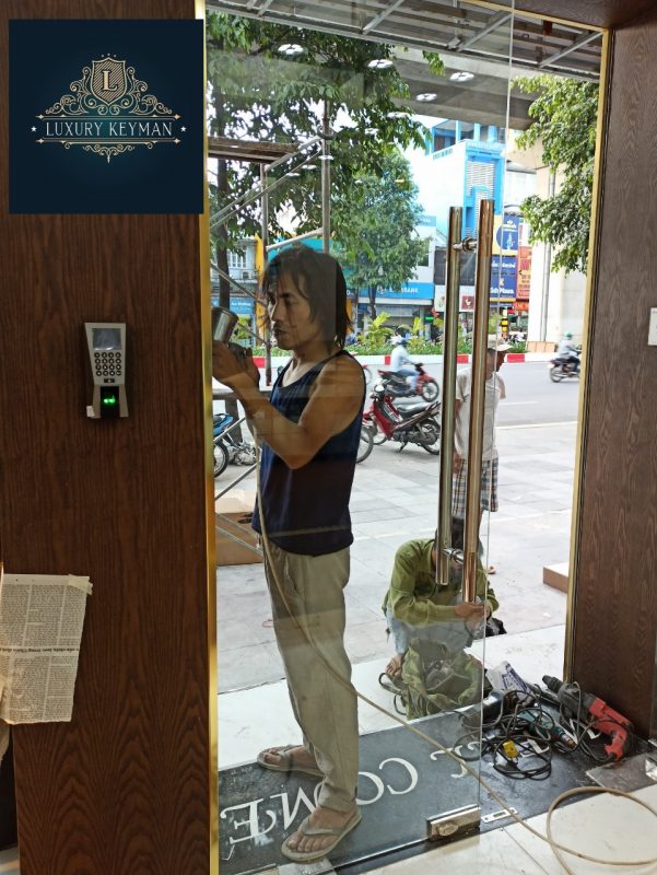 Hệ thống access control