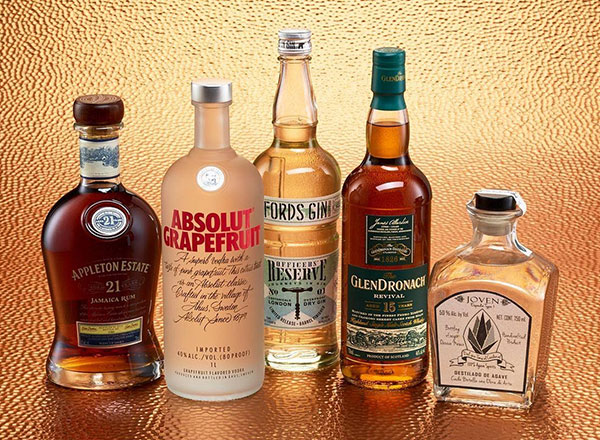 Ly uống rượu mạnh