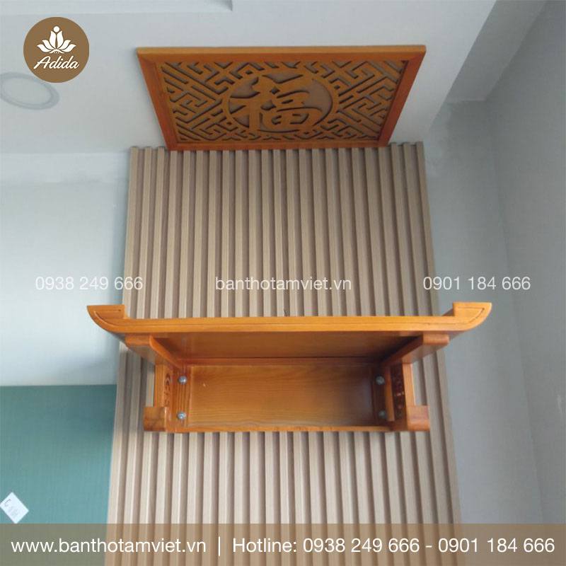 Mẫu bàn thờ treo tường