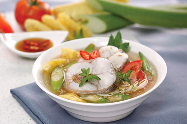 Nấu canh cá dọc mùng