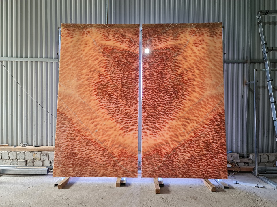 Tranh đá xuyên sáng