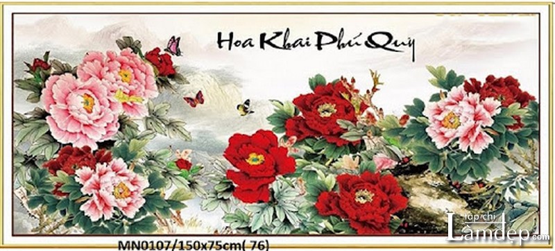 Tranh thêu chữ thập hoa