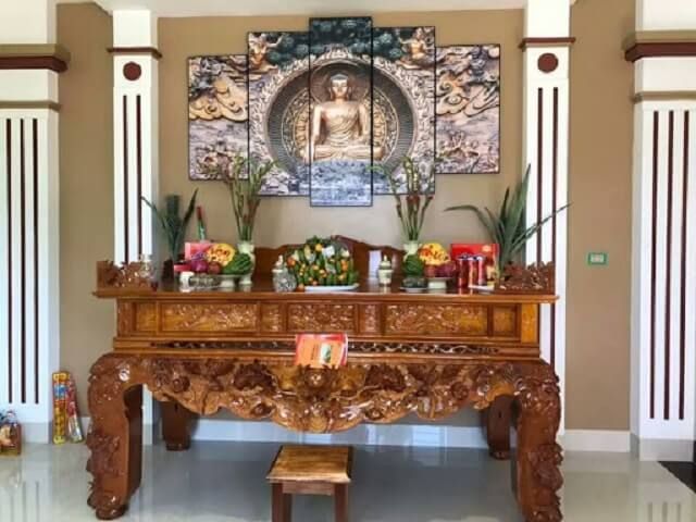 Tranh treo phòng thờ