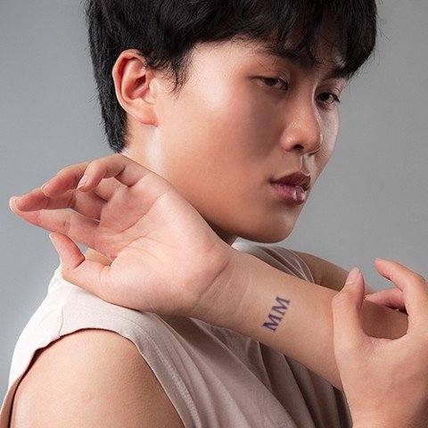 Xăm ngày tháng năm sinh